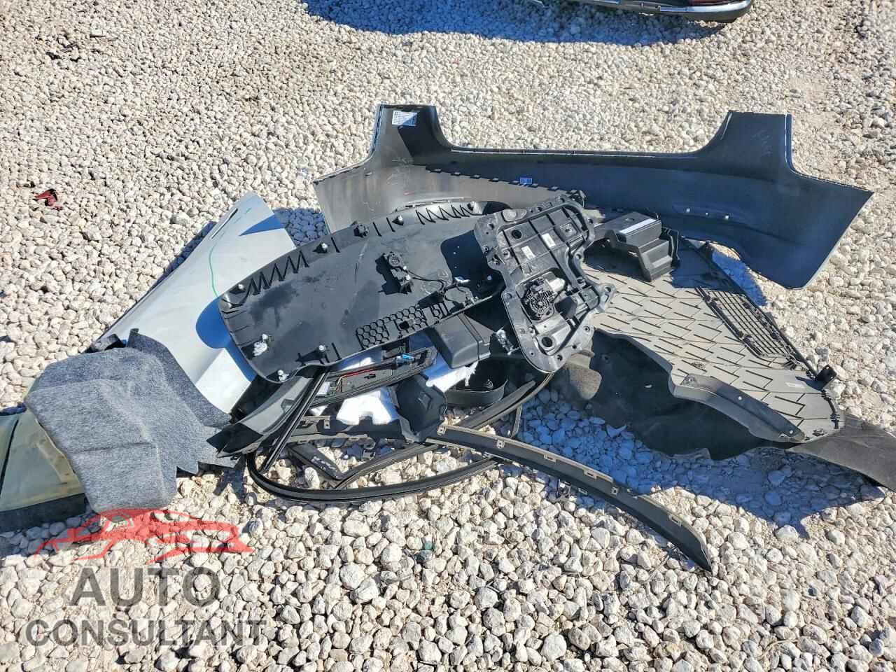 TESLA MODEL 3 2023 - 5YJ3E1EB8PF476846