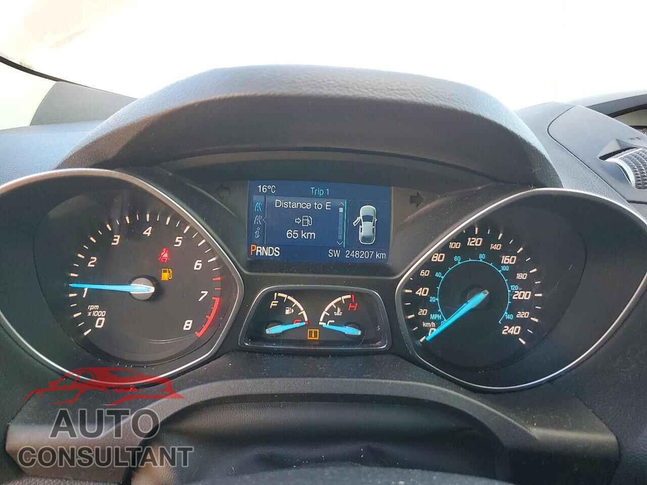 FORD ESCAPE 2015 - 1FMCU9GX0FUC48142
