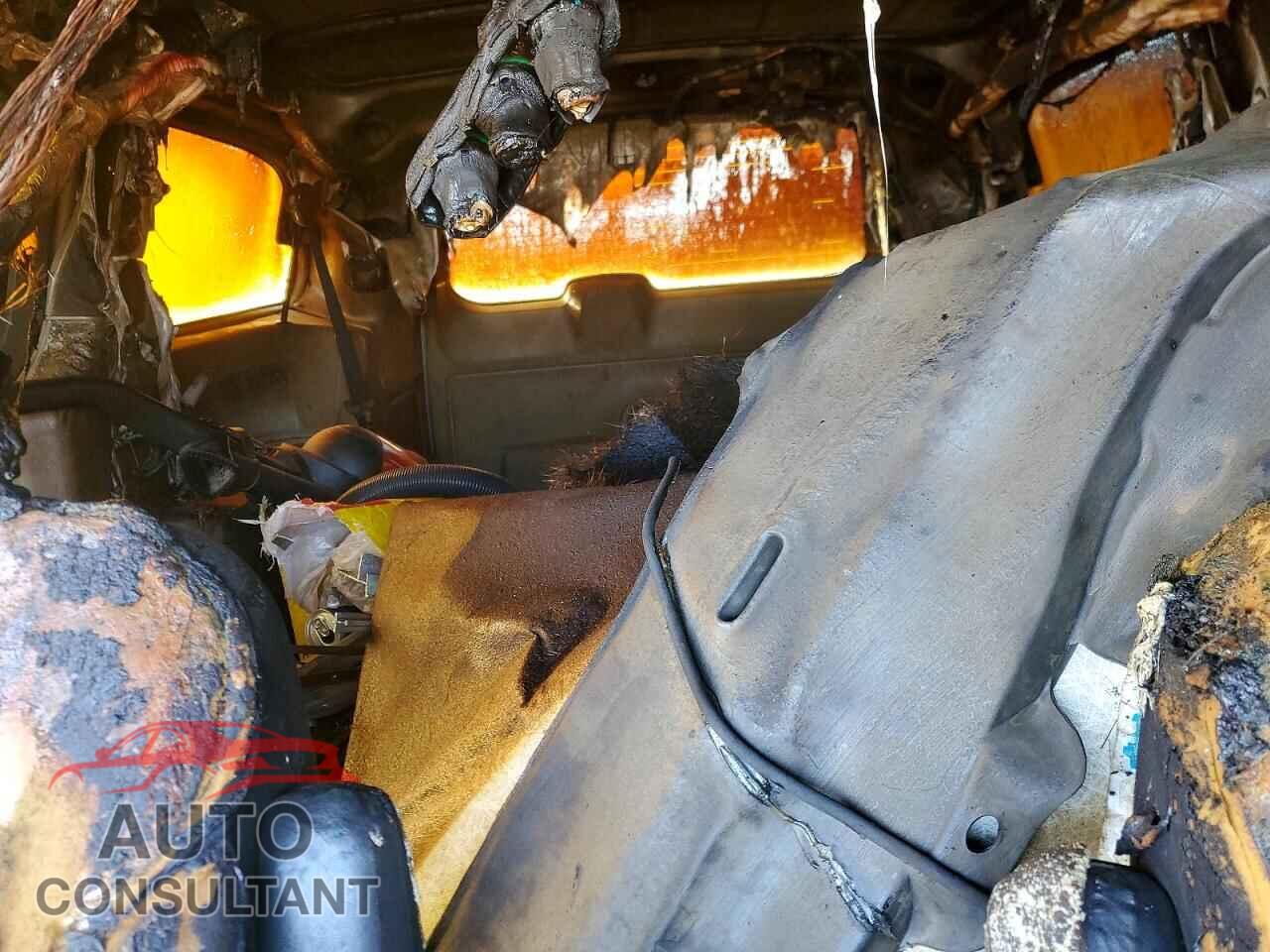 DODGE CARAVAN 2011 - 2D4RN3DG2BR700583