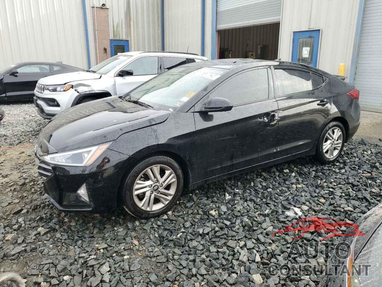 HYUNDAI ELANTRA 2020 - 5NPD84LF1LH589150