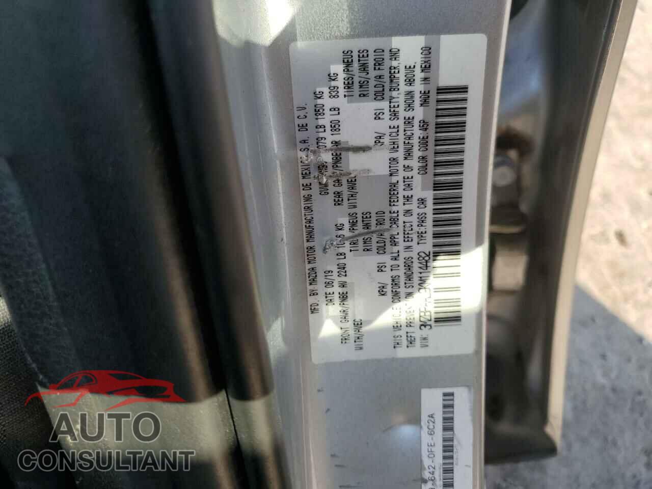 MAZDA 3 2019 - 3MZBPAAL9KM114482