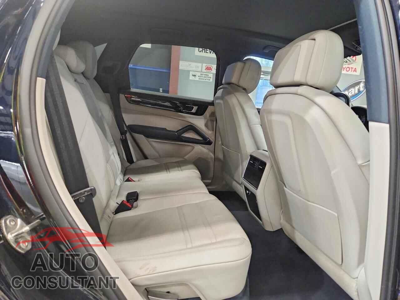PORSCHE CAYENNE 2019 - WP1AA2AY6KDA10026