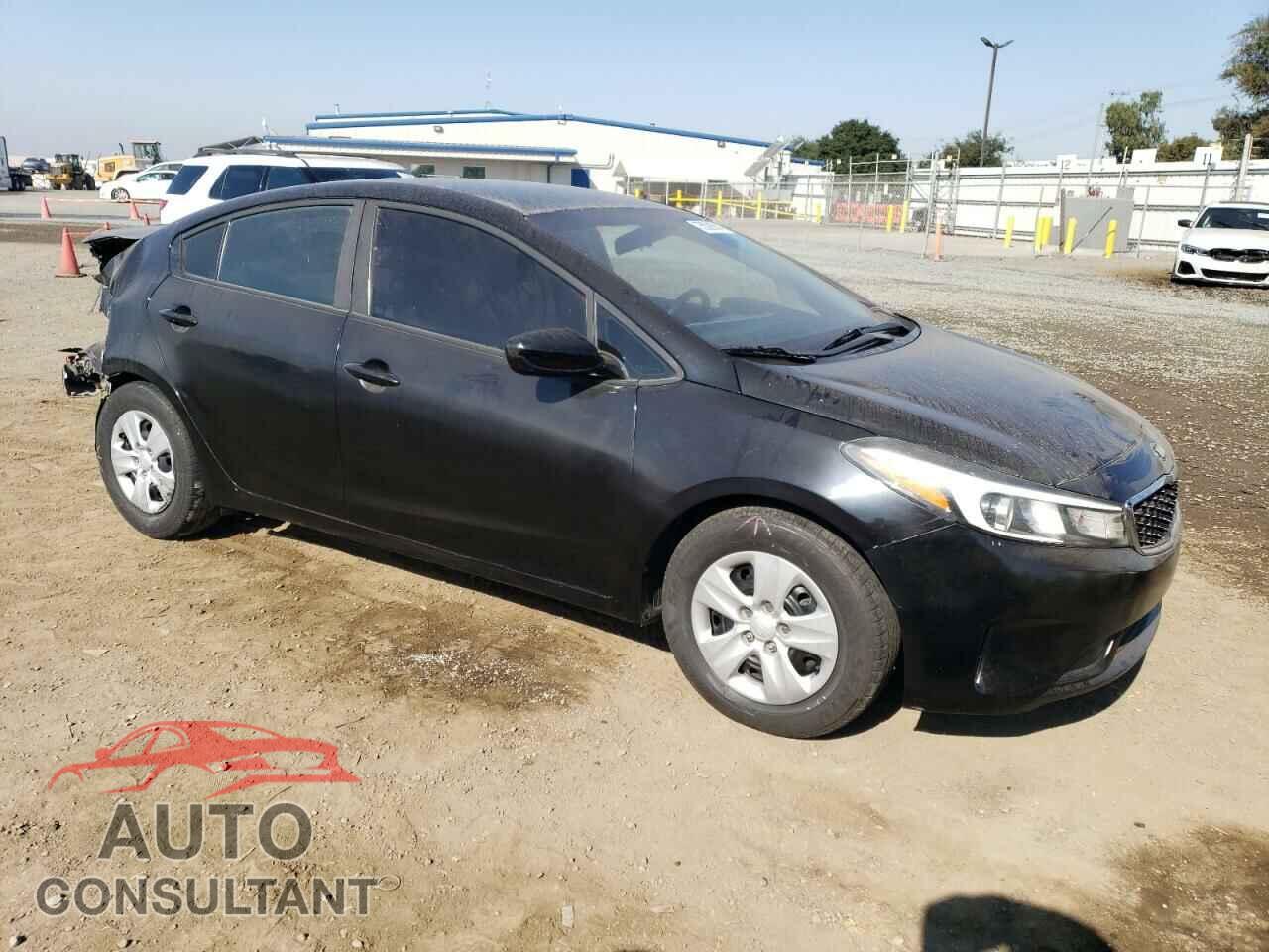 KIA FORTE 2017 - 3KPFK4A76HE141908