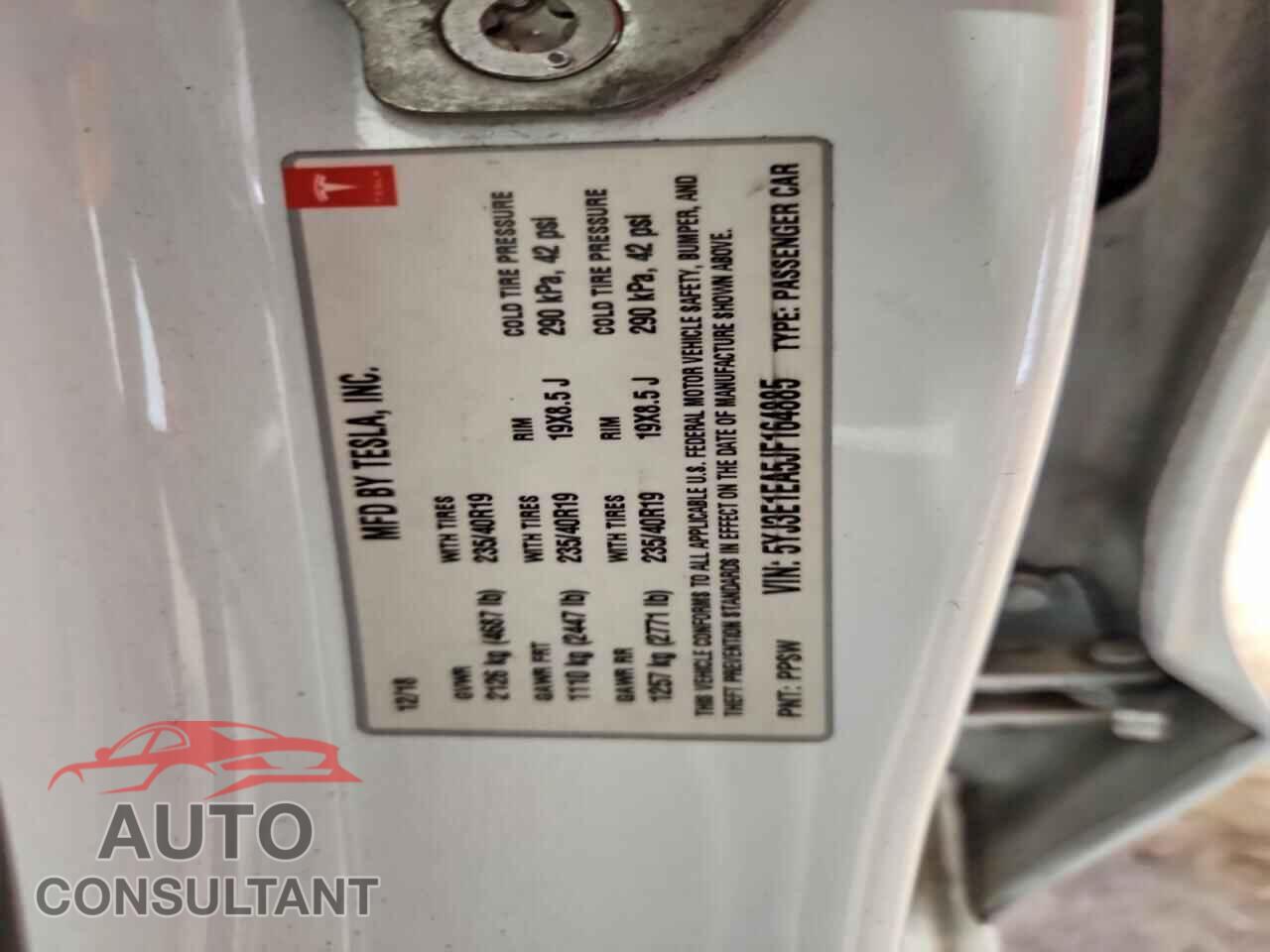 TESLA MODEL 3 2018 - 5YJ3E1EA5JF164885