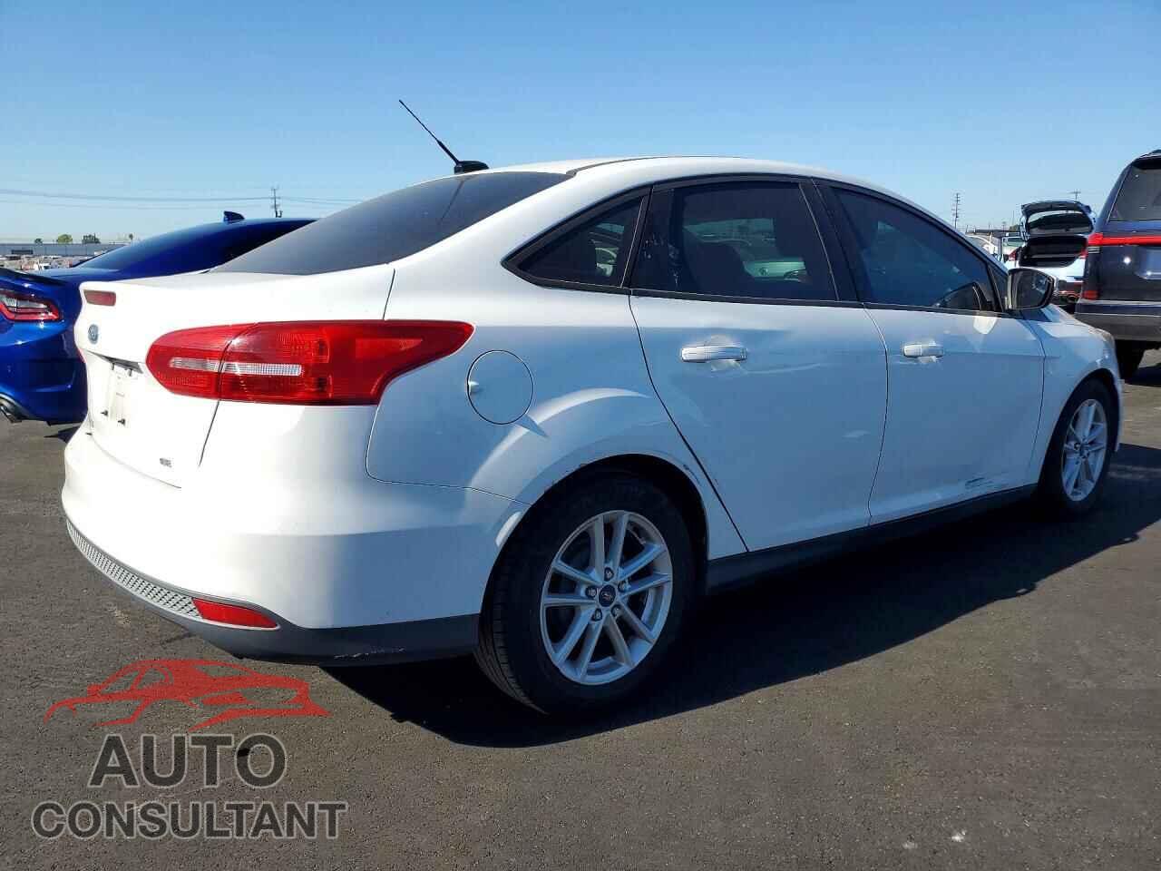 FORD FOCUS 2015 - 1FADP3F20FL316955