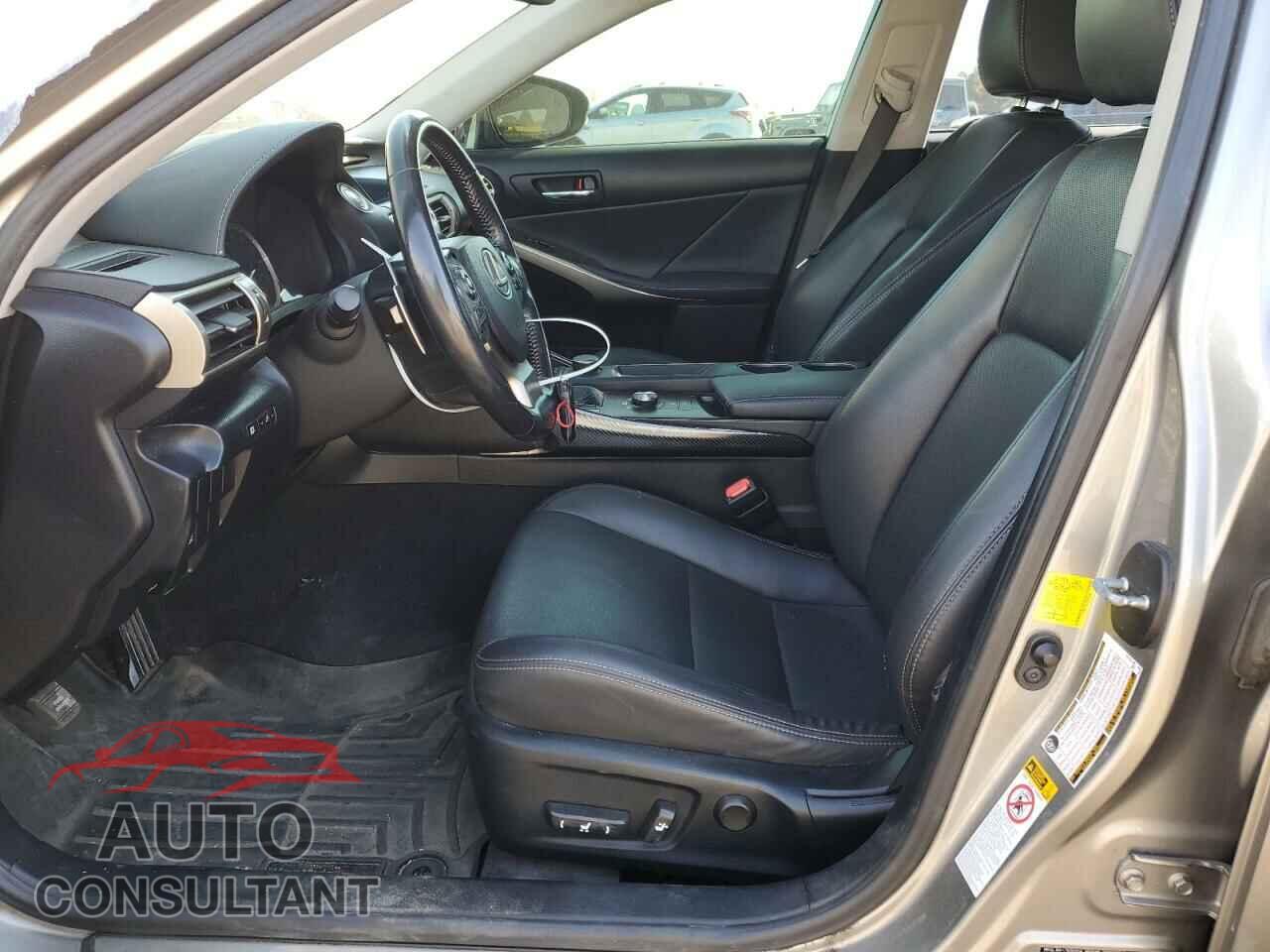 LEXUS IS 2015 - JTHCF1D21F5029496