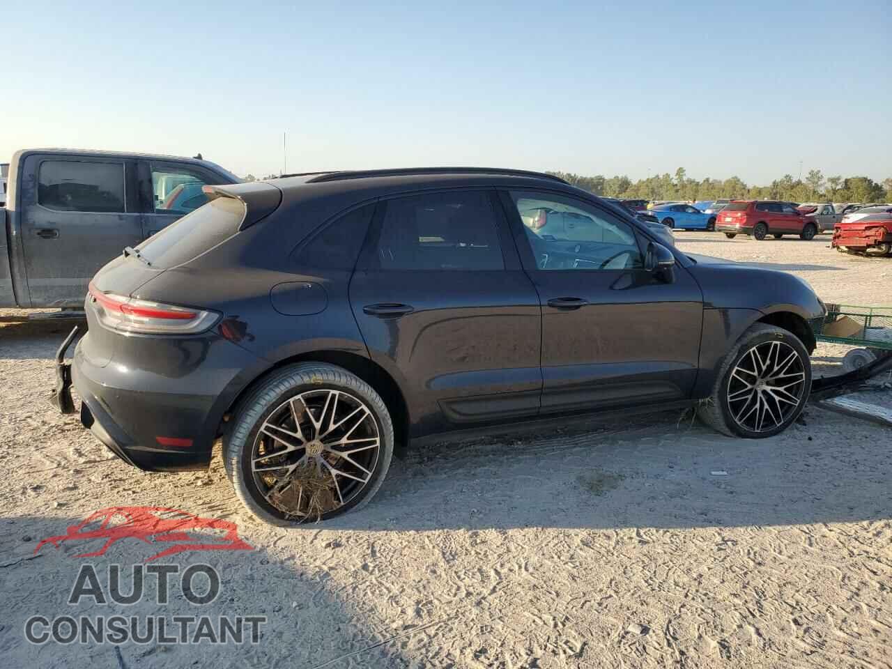 PORSCHE MACAN 2022 - WP1AA2A59NLB00450