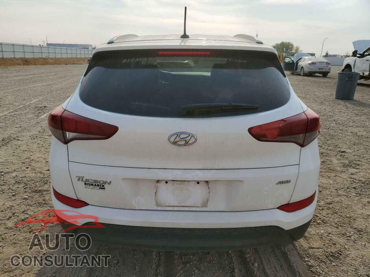 HYUNDAI TUCSON 2017 - KM8J3CA41HU388564