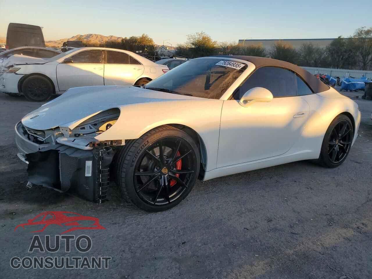 PORSCHE 911 2019 - WP0CB2A90KS136345