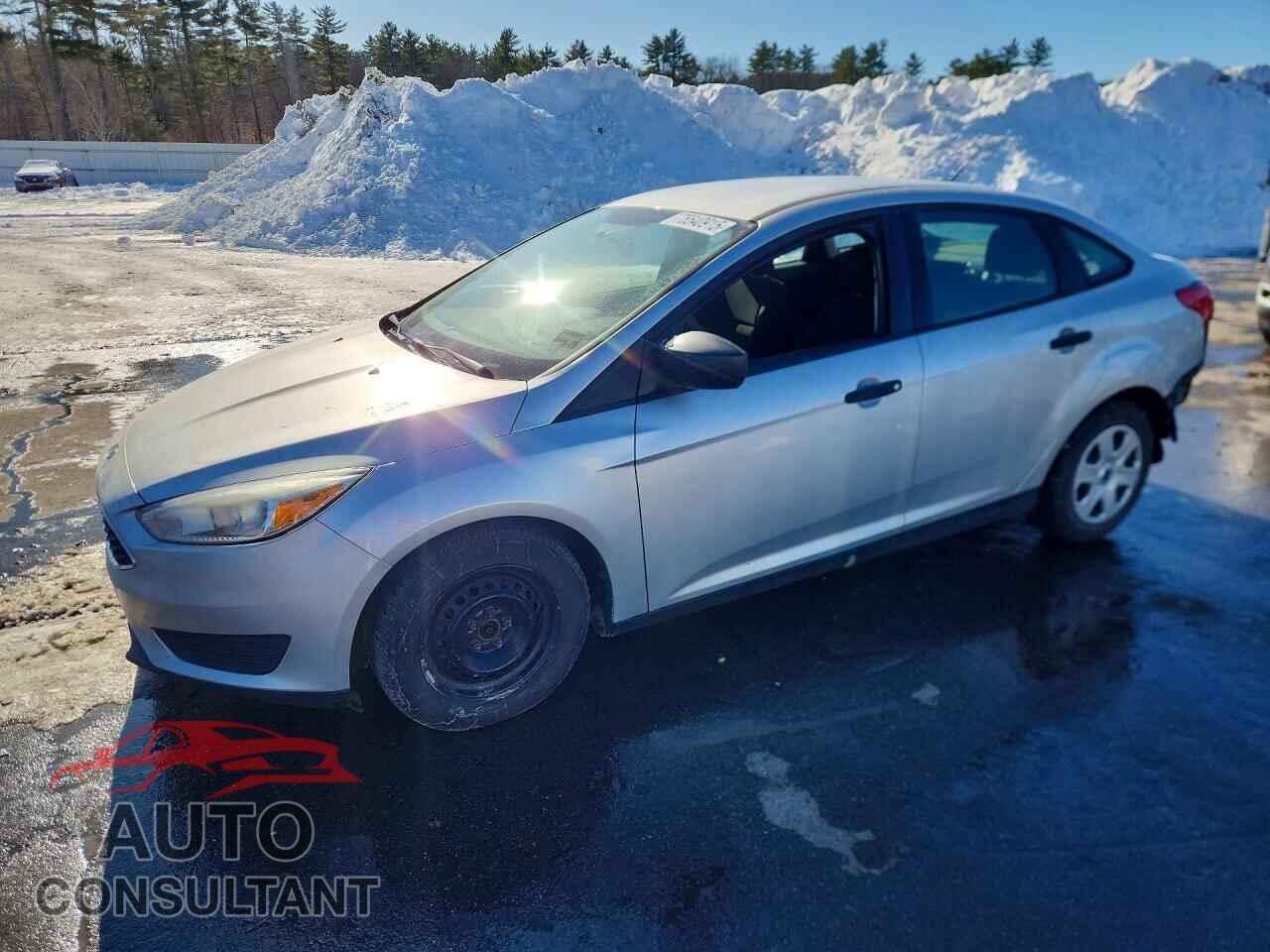 FORD FOCUS 2017 - 1FADP3E2XHL335422