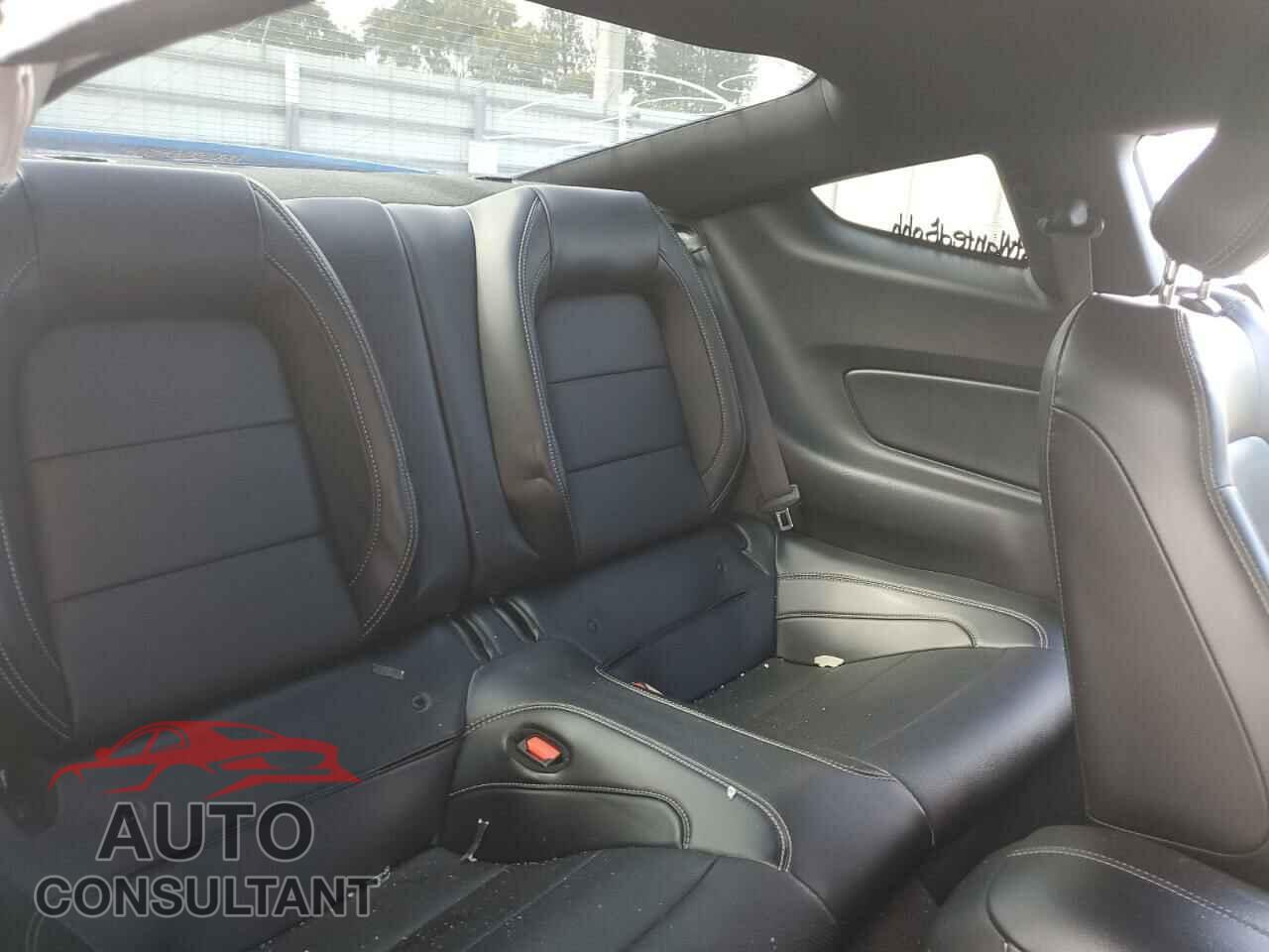 FORD MUSTANG 2021 - 1FA6P8CF8M5156676