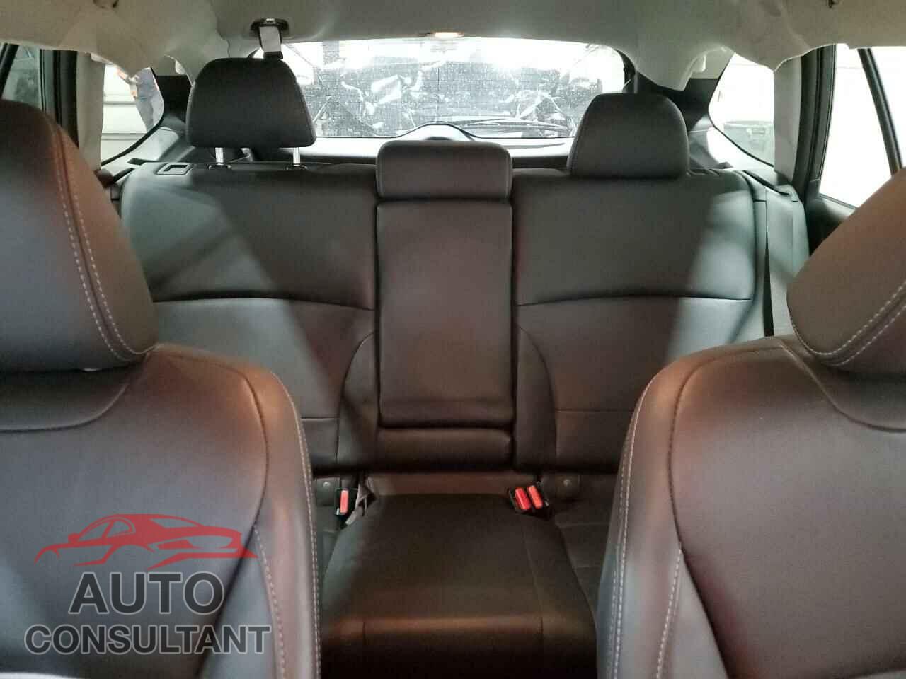 SUBARU OUTBACK 2017 - 4S4BSENC2H3243639