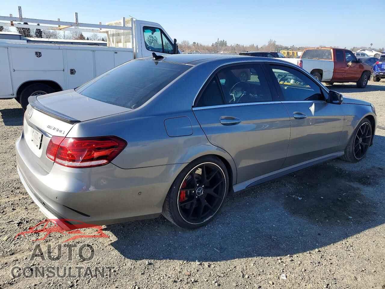 MERCEDES-BENZ E-CLASS 2014 - WDDHF7GB2EA964379