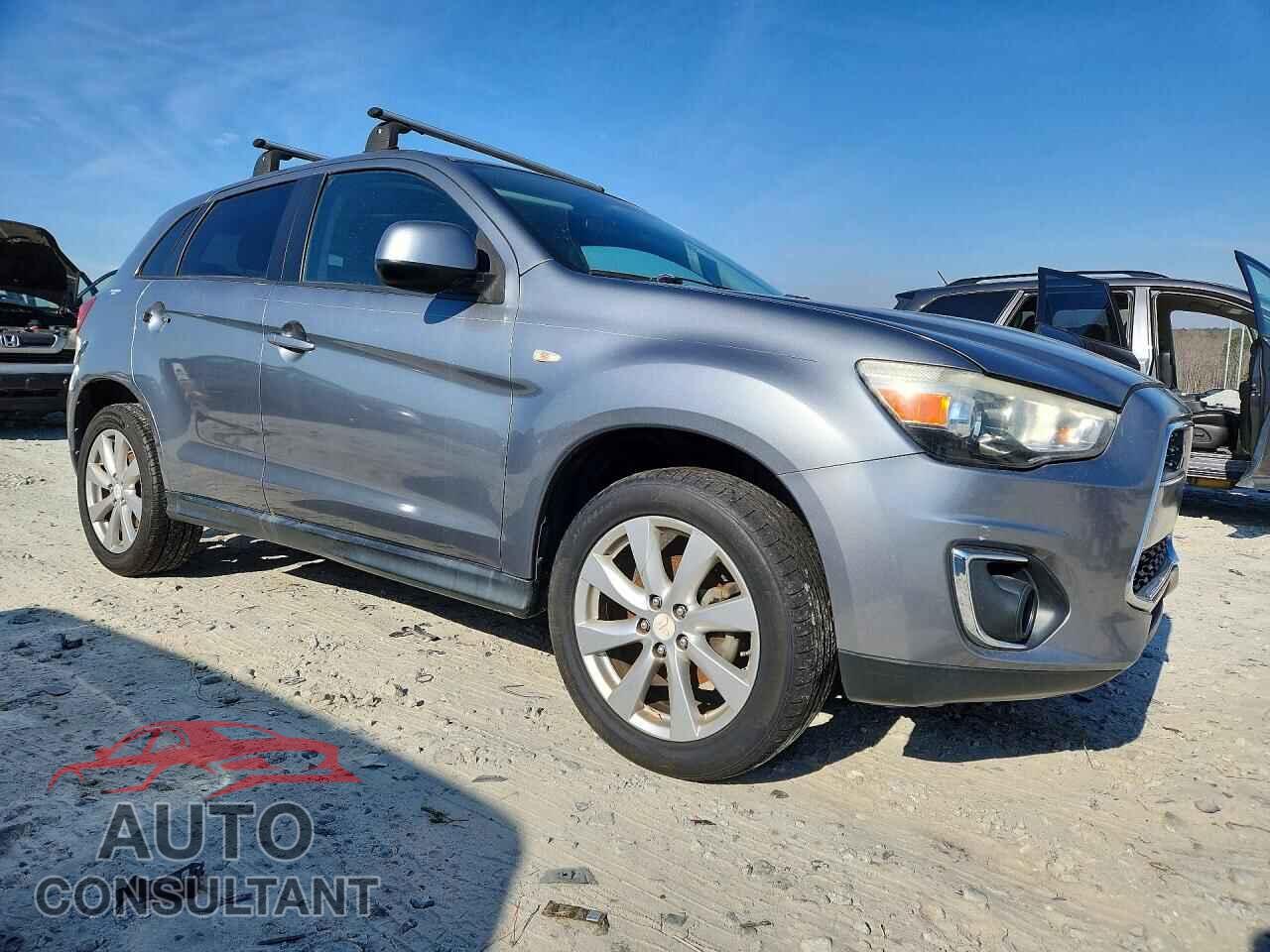 MITSUBISHI OUTLANDER 2014 - 4A4AP3AU2EE028243