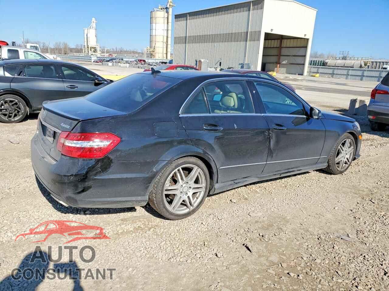 MERCEDES-BENZ E-CLASS 2011 - WDDHF8HB5BA306765