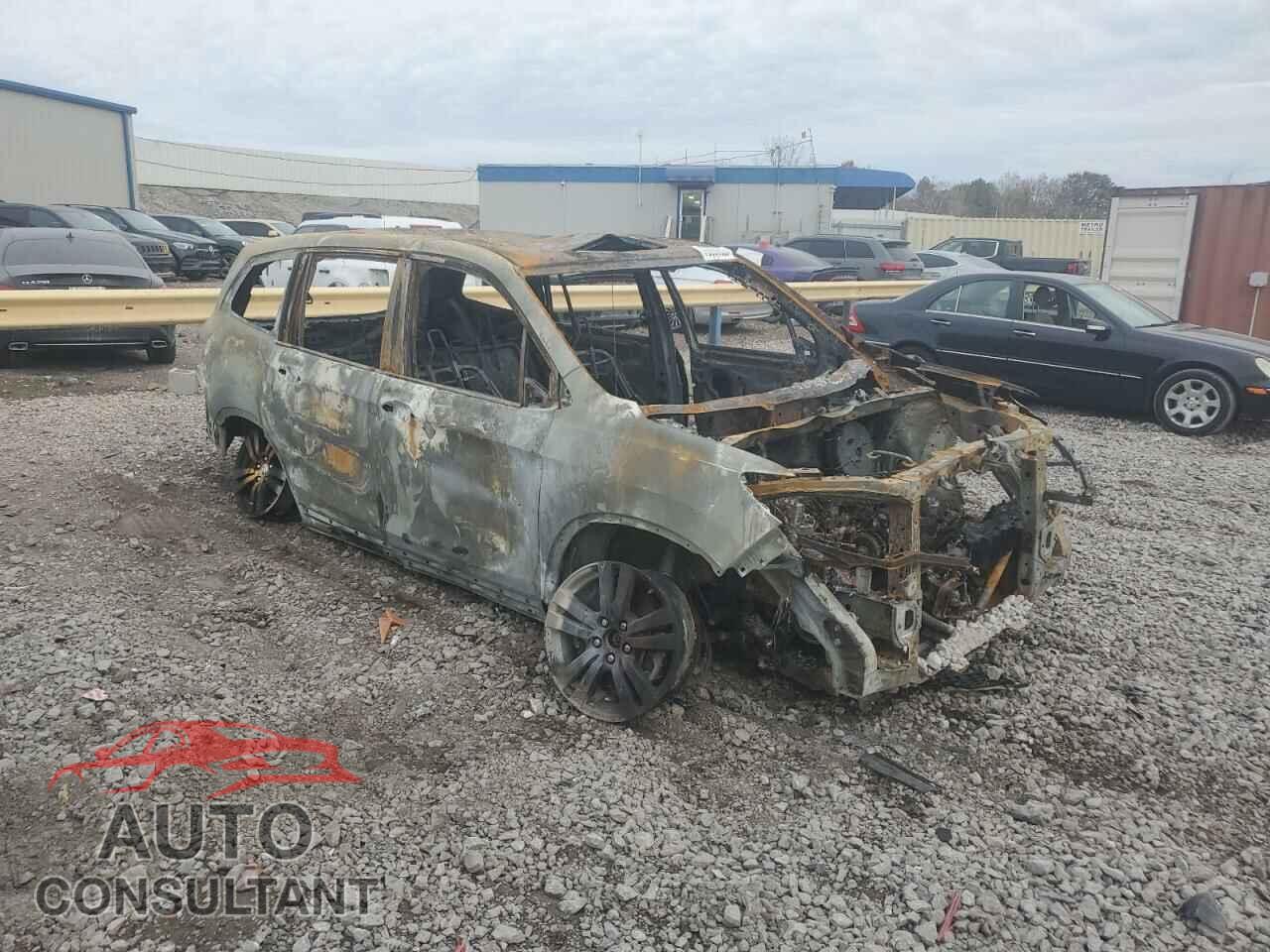 HONDA PILOT 2018 - 5FNYF5H55JB014820