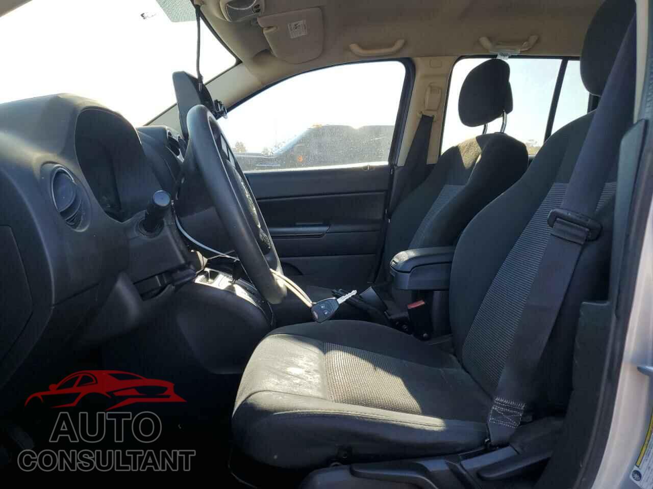 JEEP COMPASS 2011 - 1J4NF1FB2BD182213