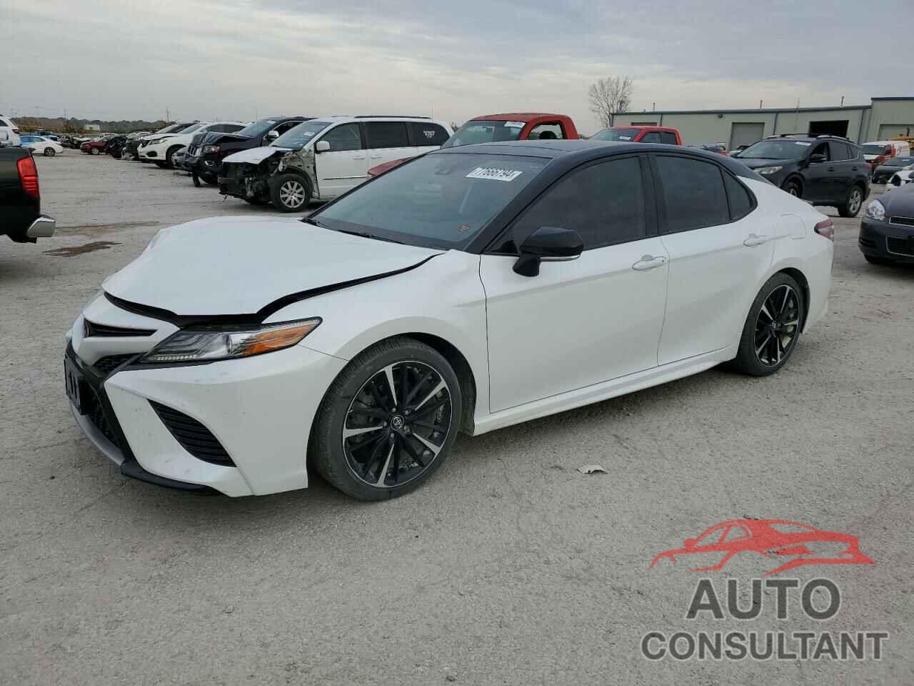 TOYOTA CAMRY 2019 - 4T1B61HK4KU209753