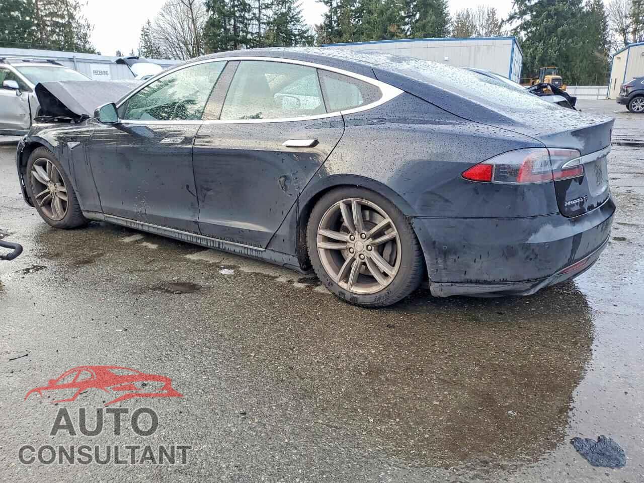 TESLA MODEL S 2015 - 5YJSA1S22FF085914