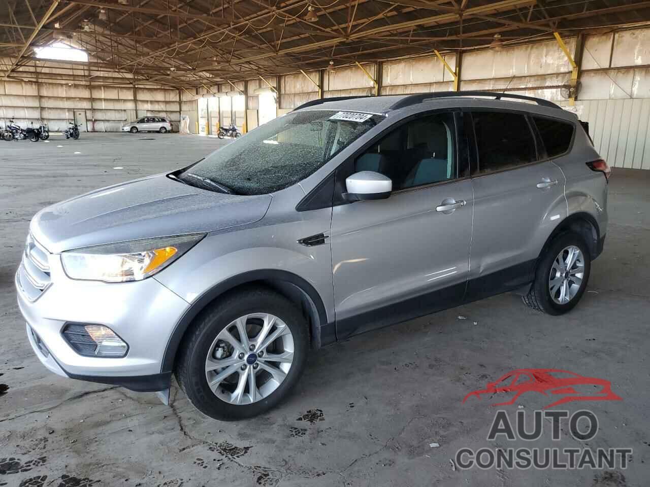 FORD ESCAPE 2018 - 1FMCU0GD5JUC19441