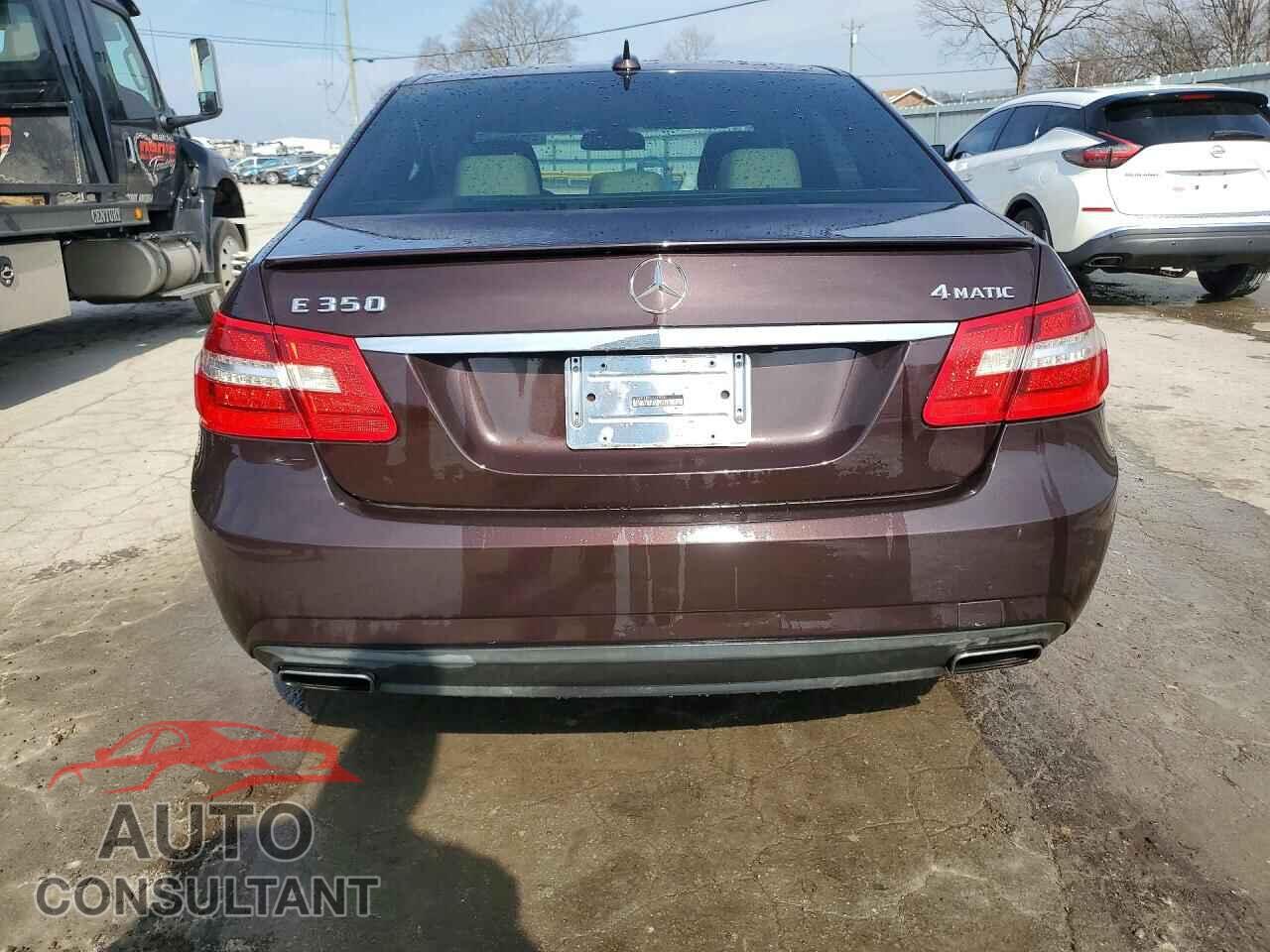 MERCEDES-BENZ E 2013 - WDDHF8JB0DA677538