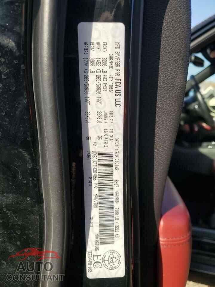 DODGE DURANGO 2017 - 1C4SDJCT1HC917855
