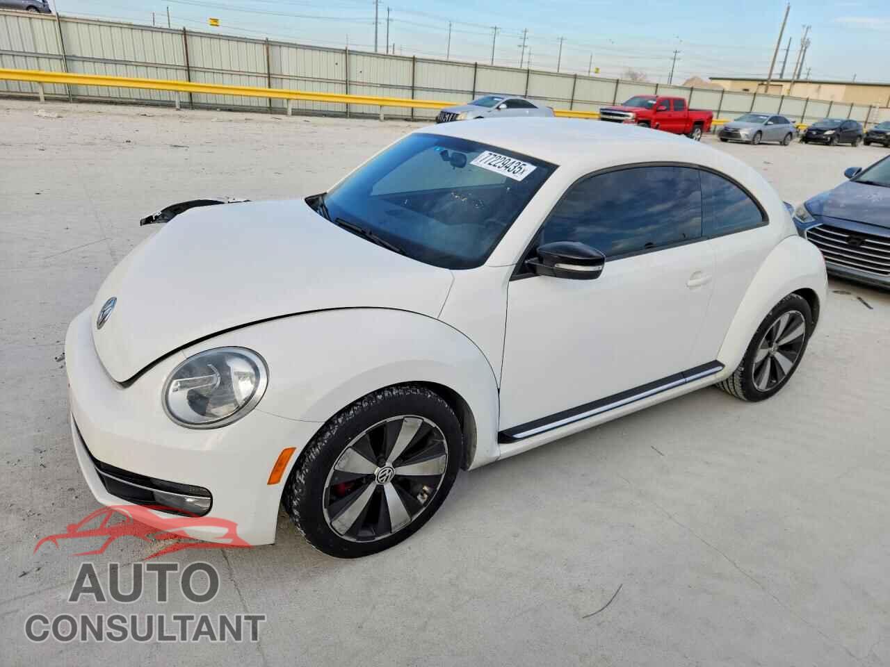 VOLKSWAGEN BEETLE 2012 - 3VWVA7AT6CM621648