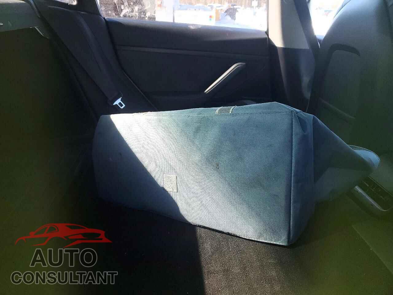 TESLA MODEL 3 2020 - 5YJ3E1EA4LF780192
