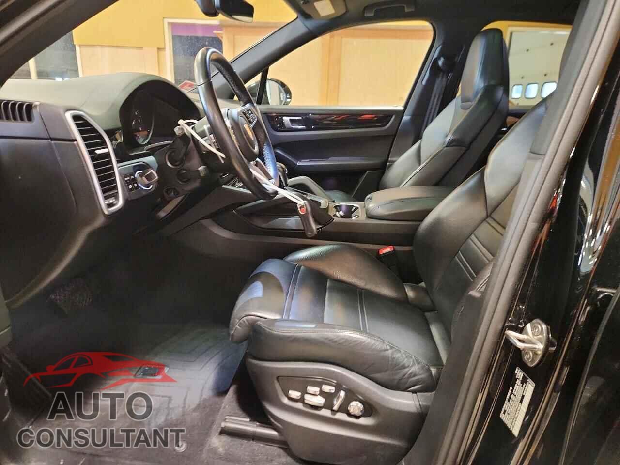 PORSCHE CAYENNE 2021 - WP1AA2AY7MDA05582