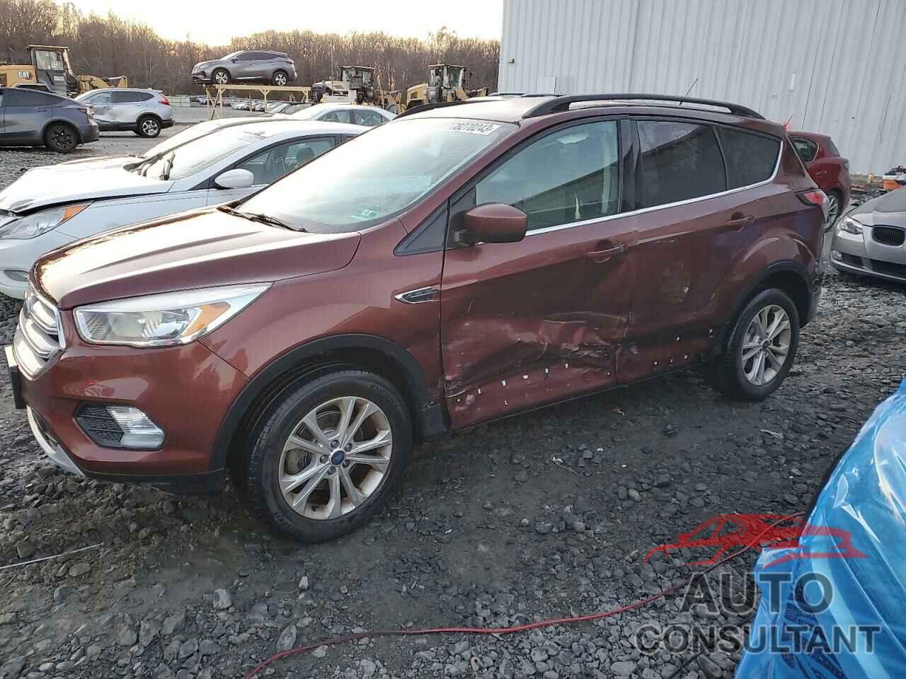 FORD ESCAPE 2018 - 1FMCU0GD5JUB19081