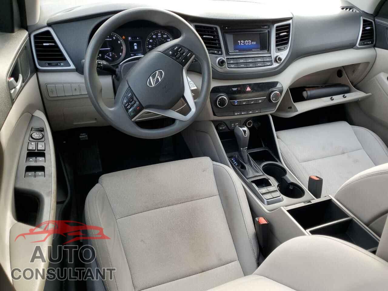 HYUNDAI TUCSON 2017 - KM8J3CA41HU303657