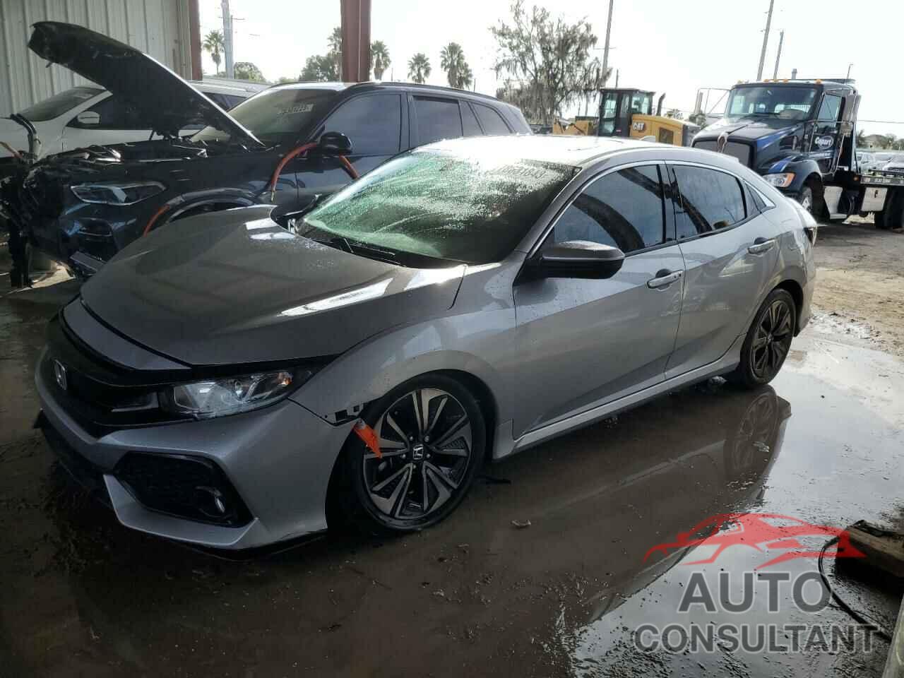 HONDA CIVIC 2018 - SHHFK7H58JU212448