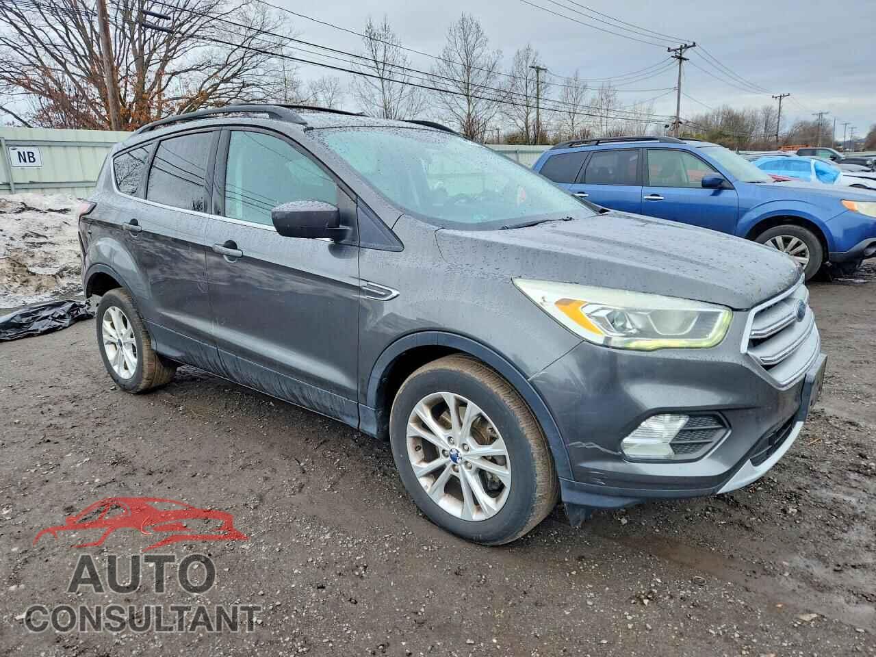 FORD ESCAPE 2017 - 1FMCU9GD2HUC70488