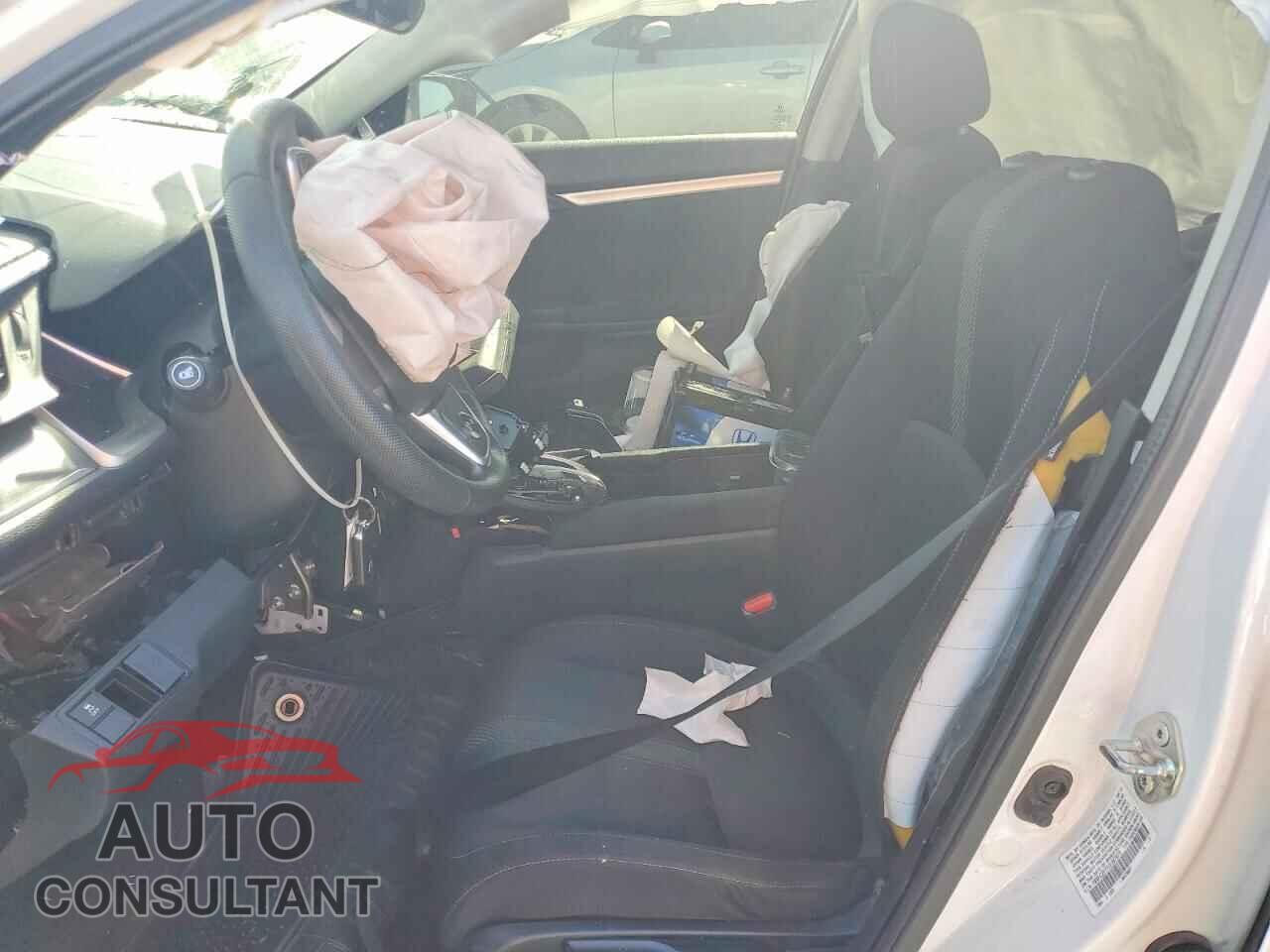 HONDA CIVIC 2018 - 19XFC2F77JE207673