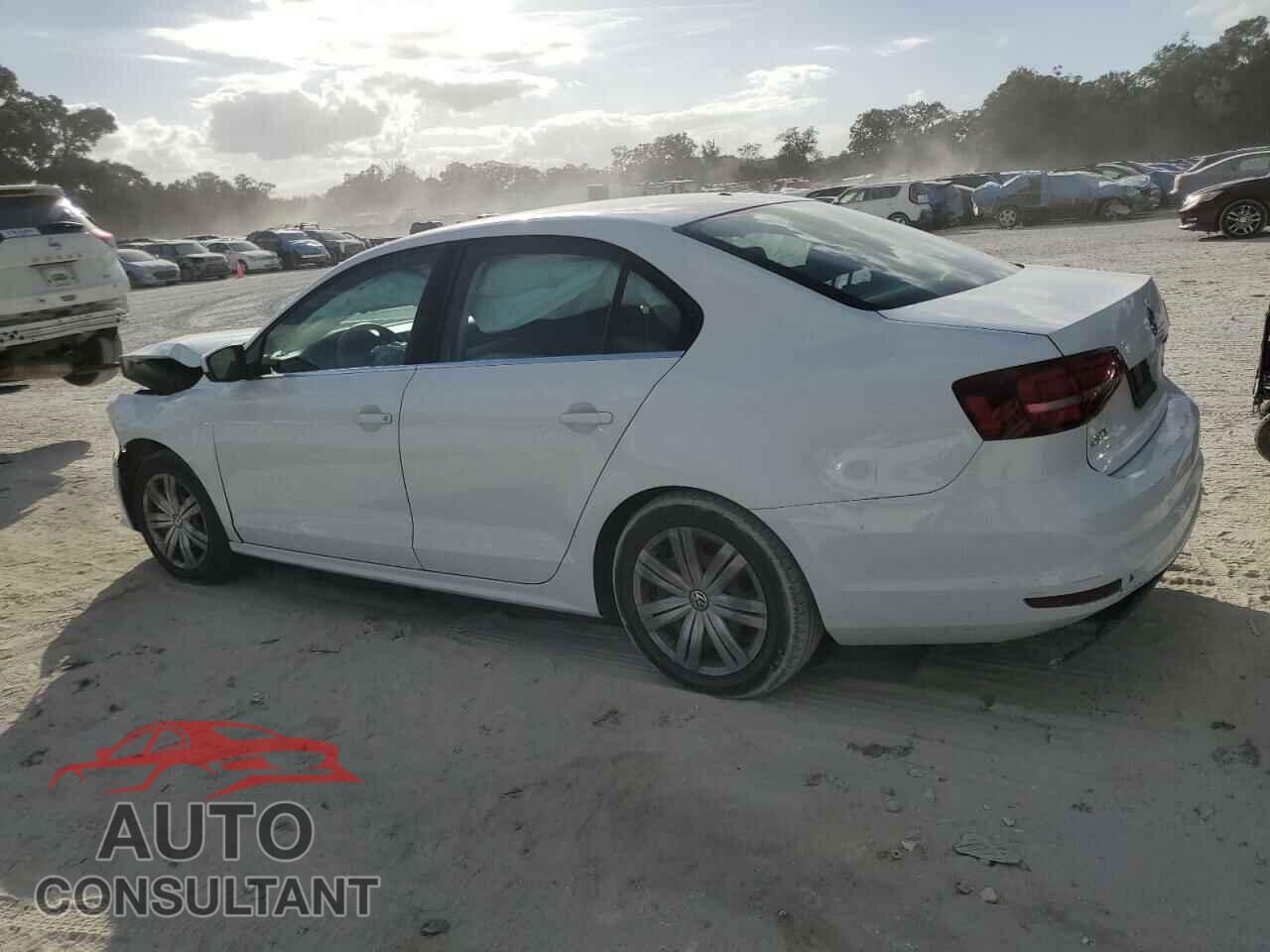 VOLKSWAGEN JETTA 2017 - 3VW2B7AJ9HM382330