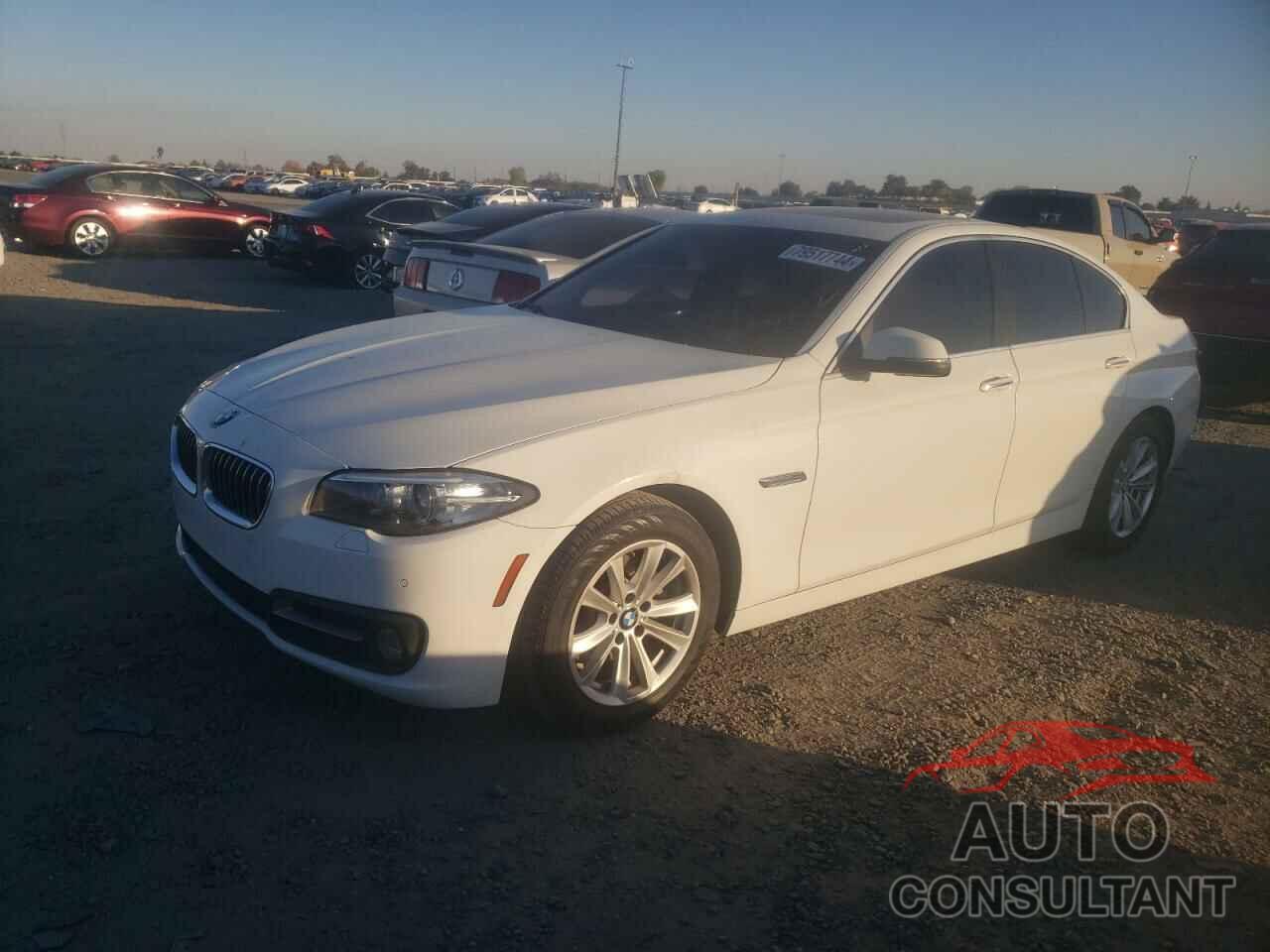 BMW 5 SERIES 2015 - WBA5A5C53FD519405