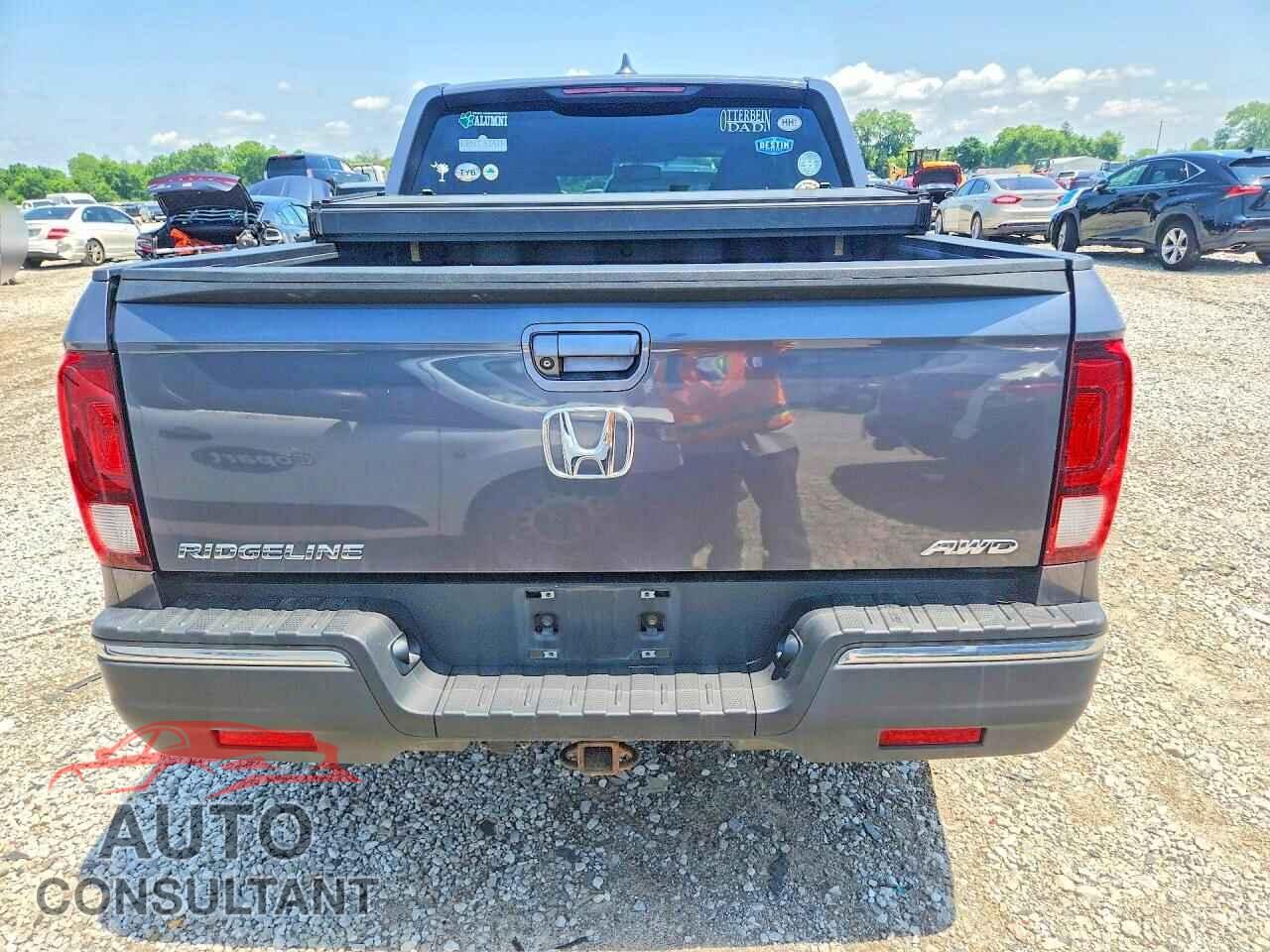 HONDA RIDGELINE 2018 - 5FPYK3F66JB015946