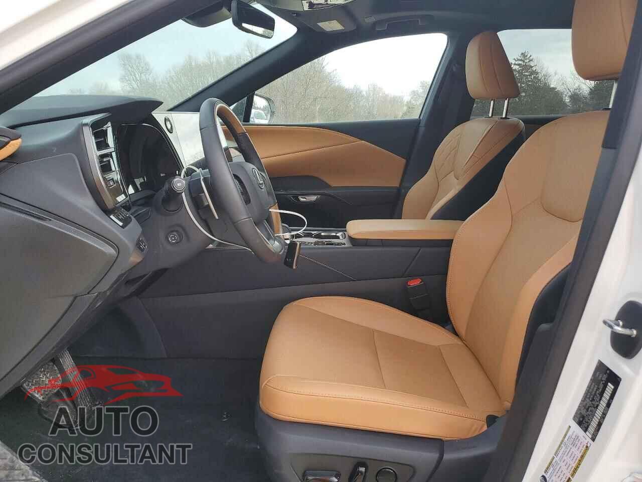 LEXUS UNKNOWN 2025 - 2T2BBMCA5SC093004