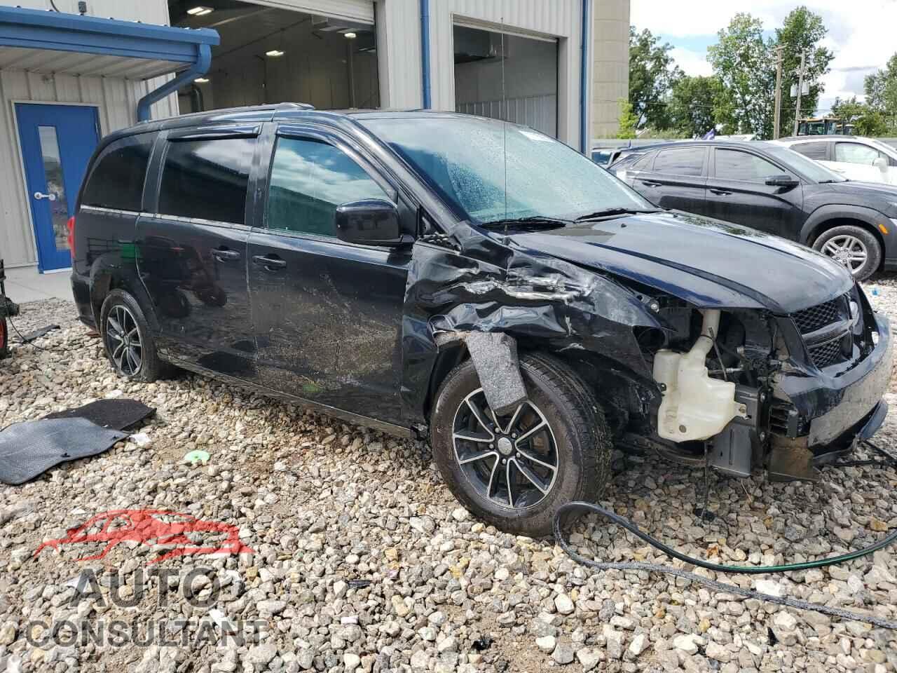 DODGE CARAVAN 2018 - 2C4RDGEG2JR201996