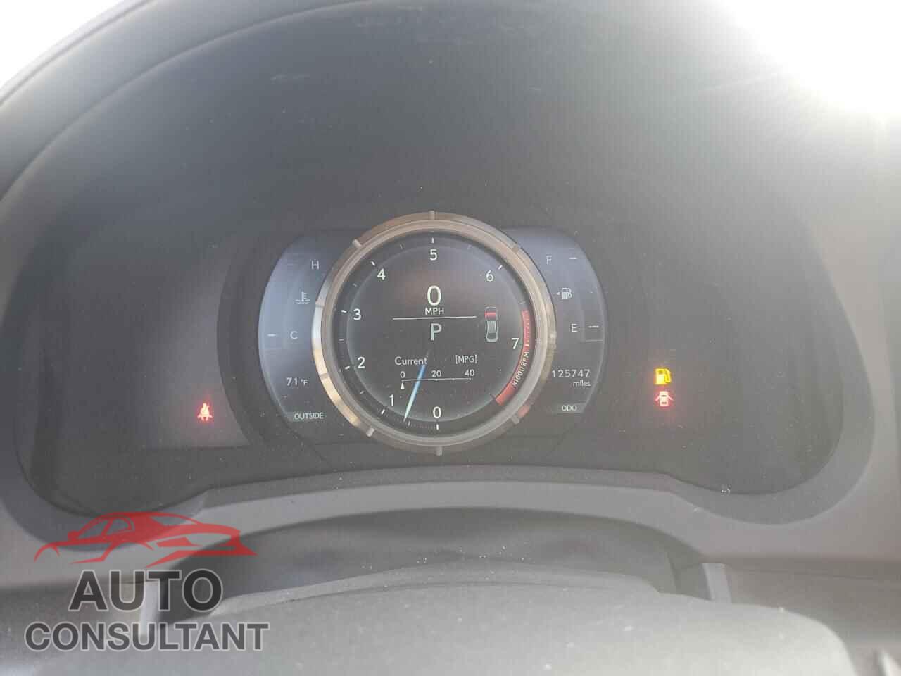 LEXUS IS 2015 - JTHBF1D27F5077970