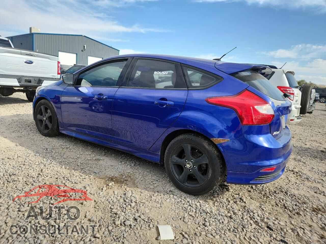 FORD FOCUS 2013 - 1FADP3L9XDL142777