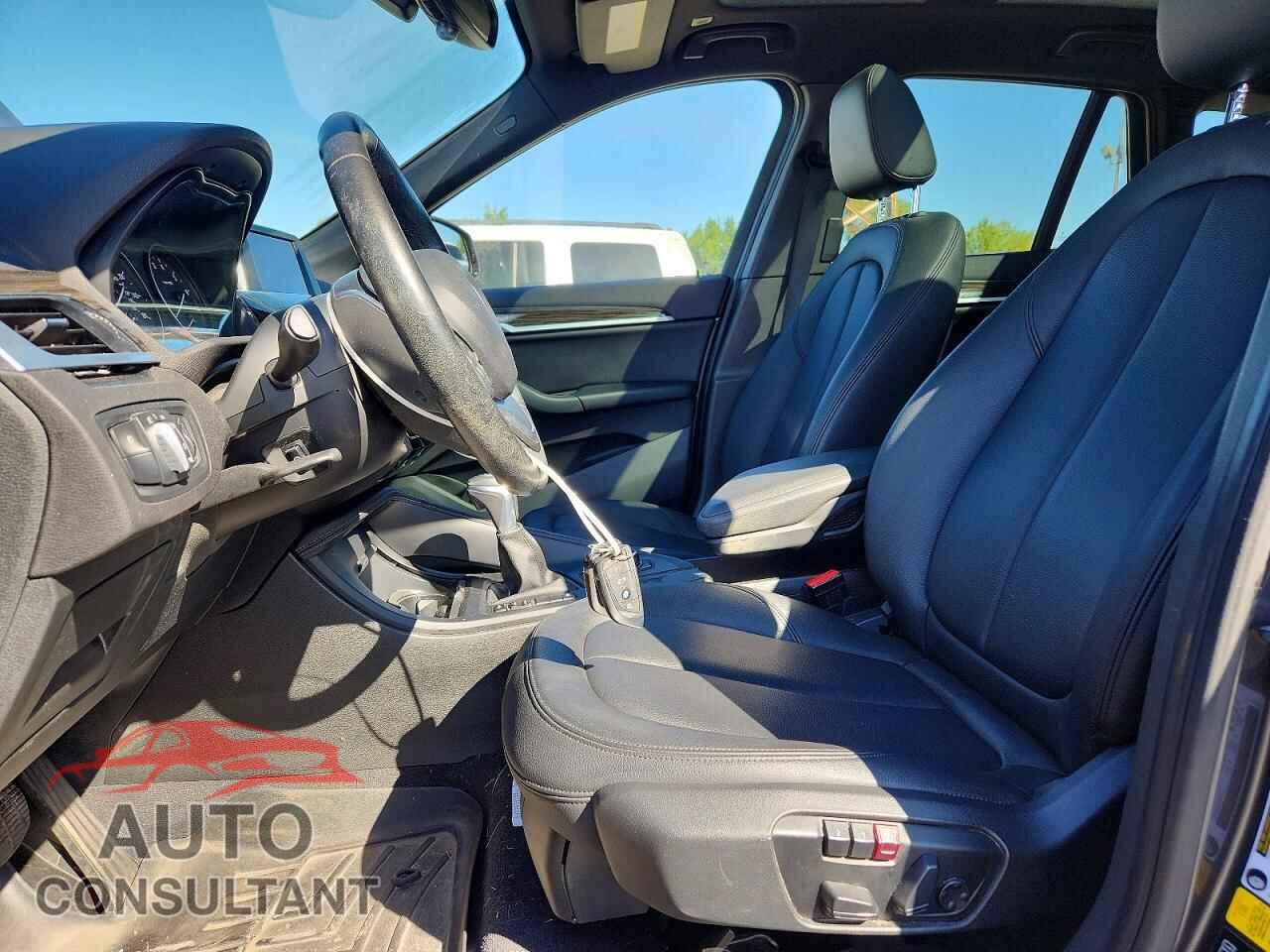 BMW X1 2017 - WBXHT3C31H5F75200