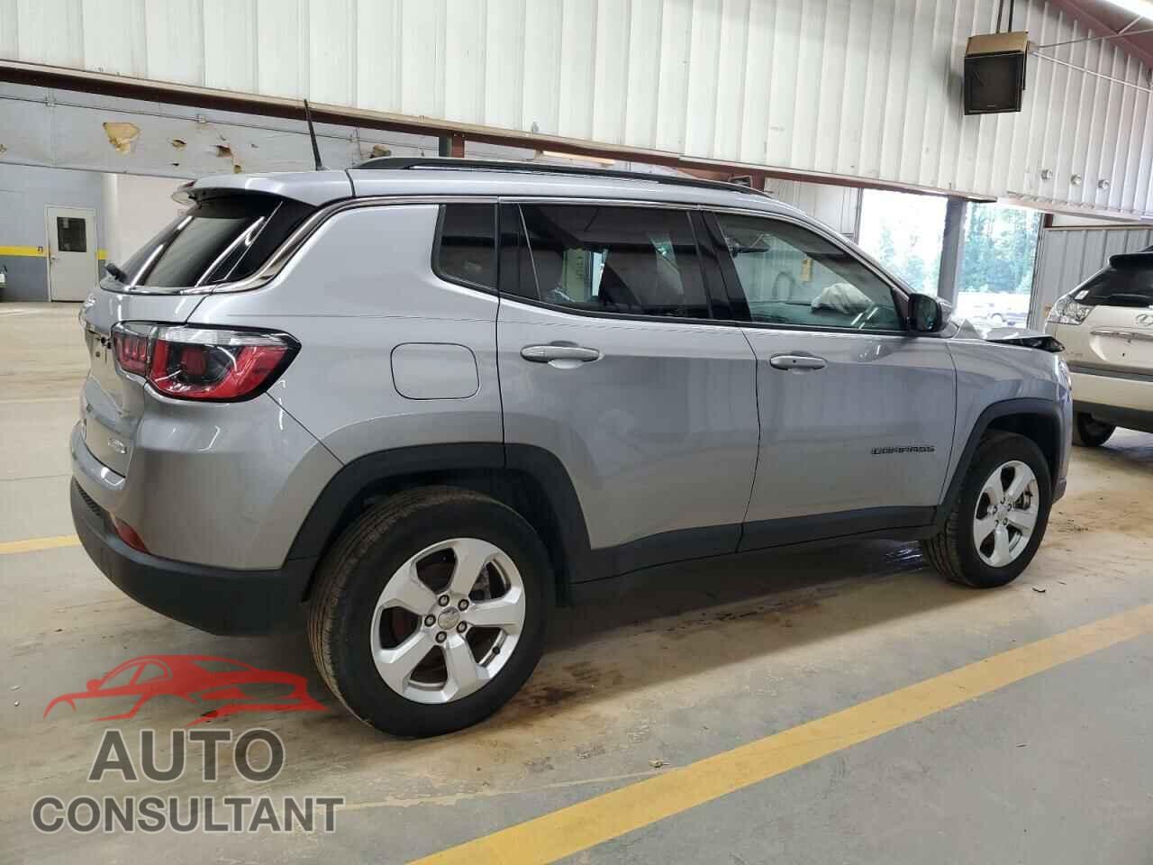 JEEP COMPASS 2018 - 3C4NJDBB9JT200954