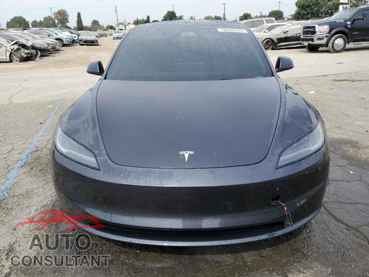 TESLA MODEL 3 2025 - 5YJ3E1EA4SF982965