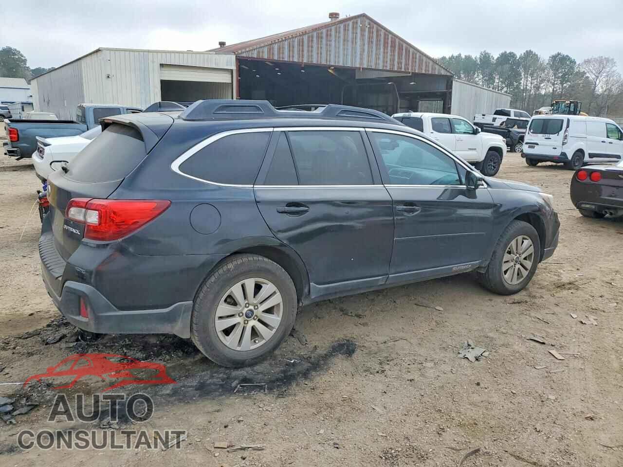 SUBARU OUTBACK 2018 - 4S4BSAHC8J3292600