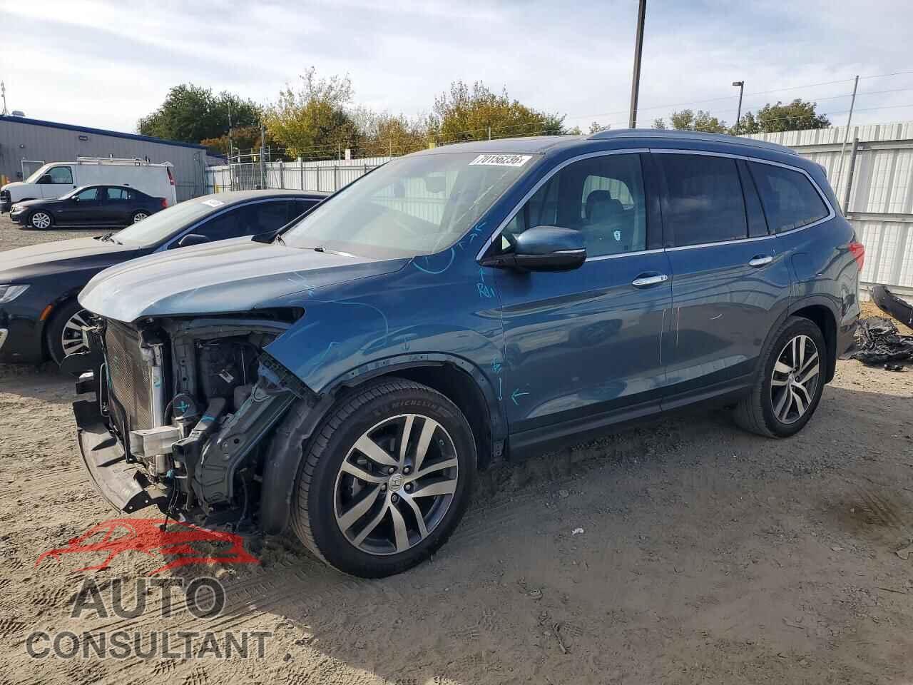 HONDA PILOT 2017 - 5FNYF5H98HB039711