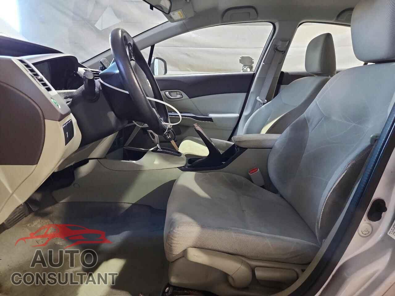 HONDA CIVIC 2012 - 2HGFB2F5XCH556112