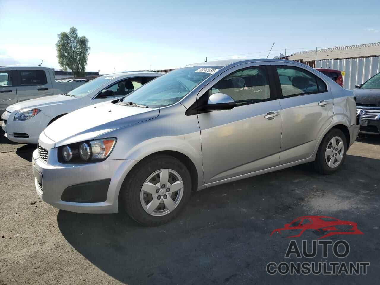 CHEVROLET SONIC 2015 - 1G1JA5SH3F4126445