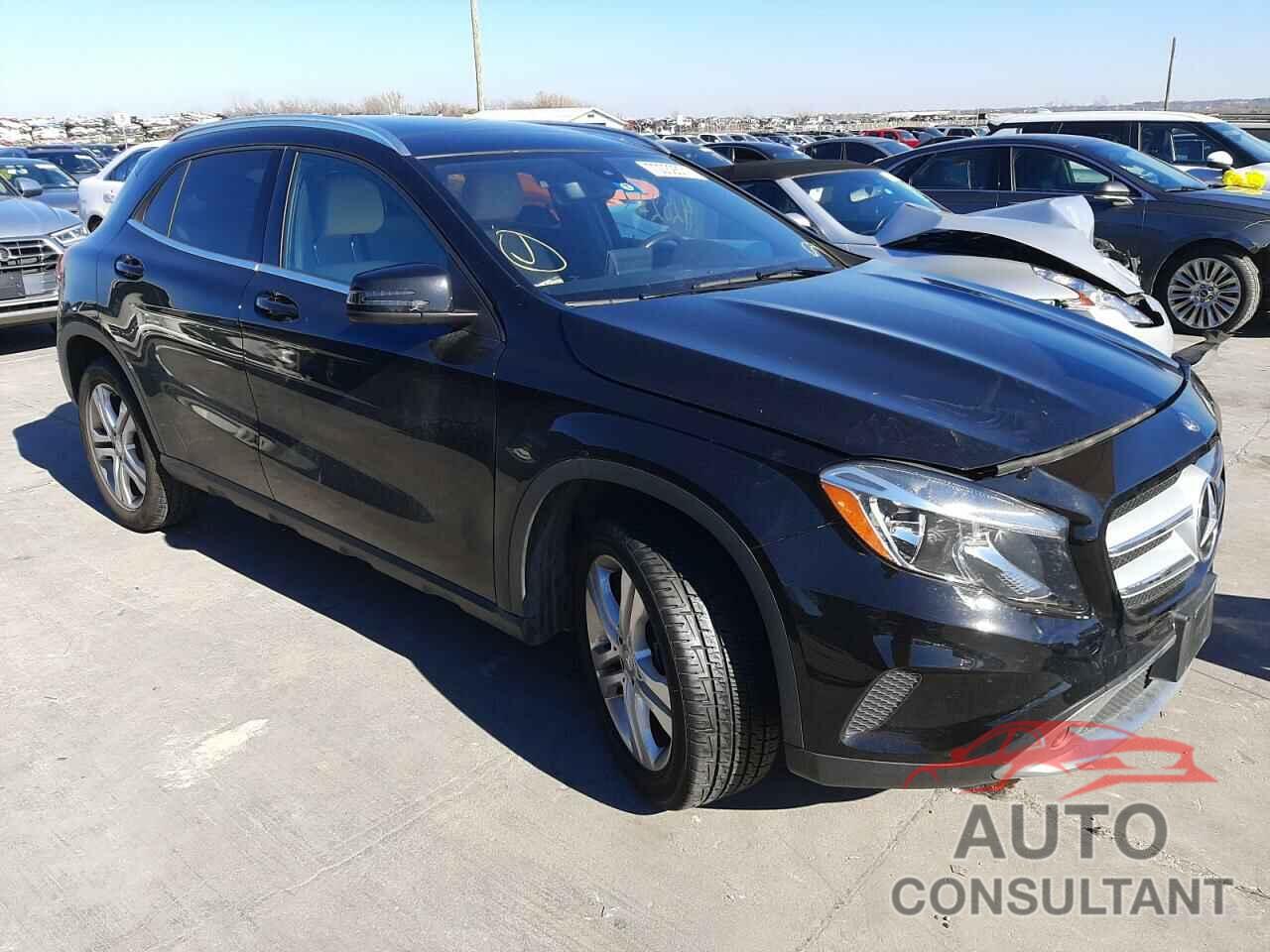 MERCEDES-BENZ GLA-CLASS 2017 - WDCTG4EB1HJ320857