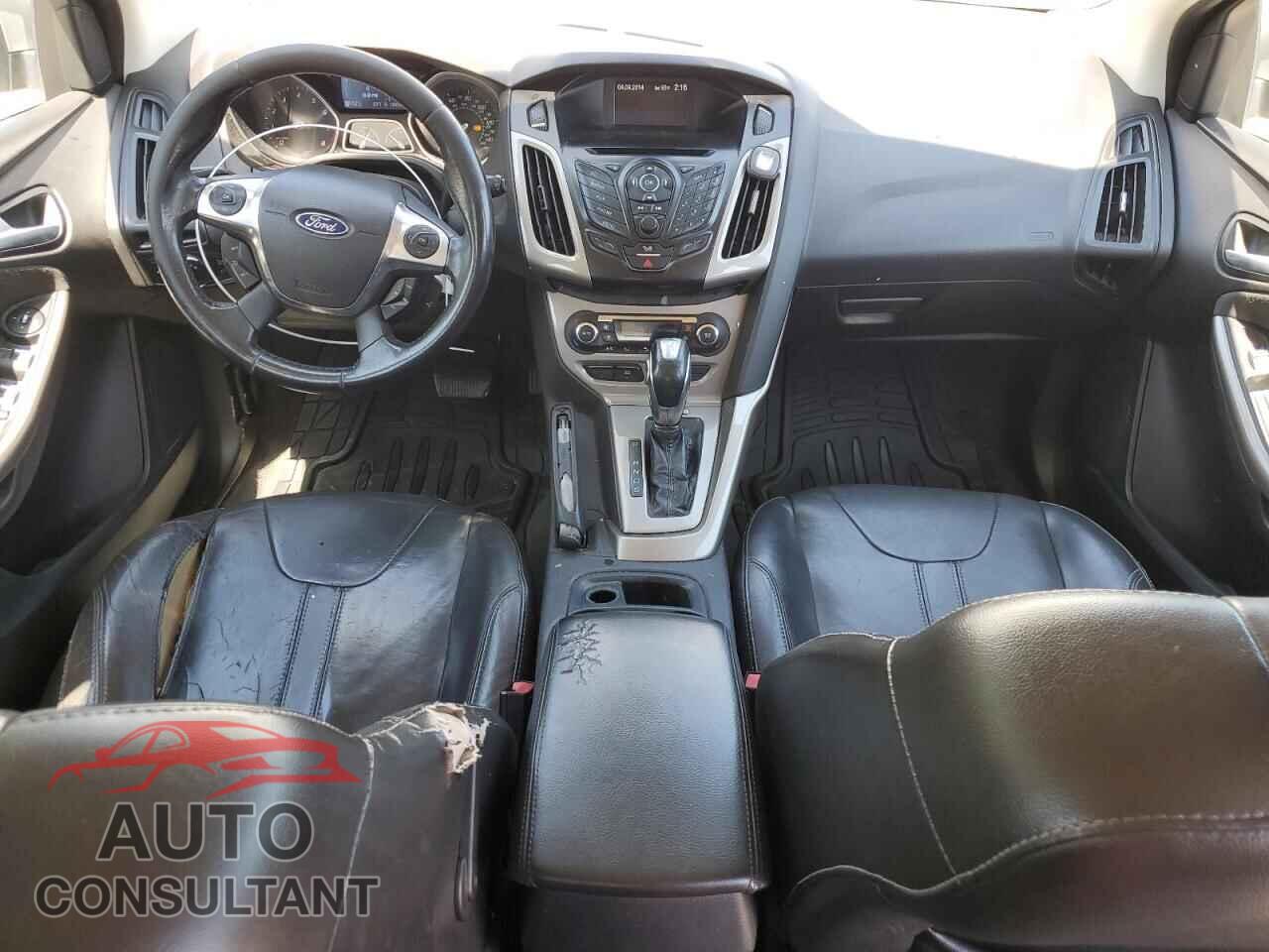 FORD FOCUS 2012 - 1FAHP3M22CL338231